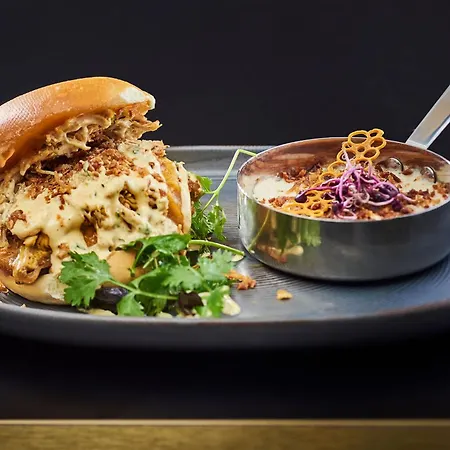 Gatsby By Happyculture 4*