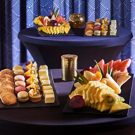 Hotel Gatsby By Happyculture Chassieu